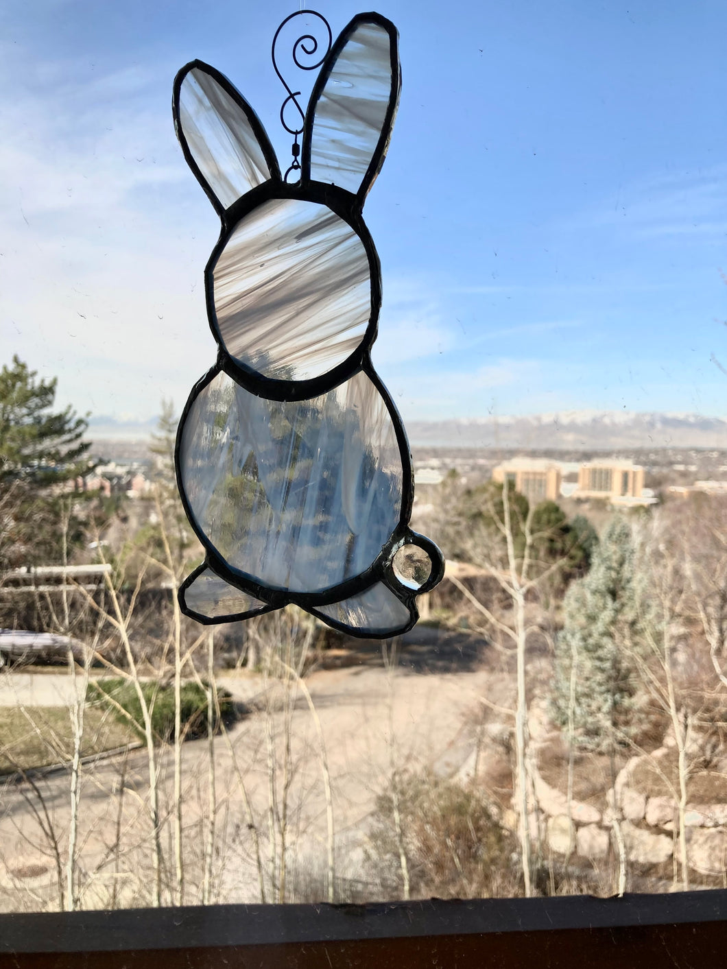 White streaky glass bunny